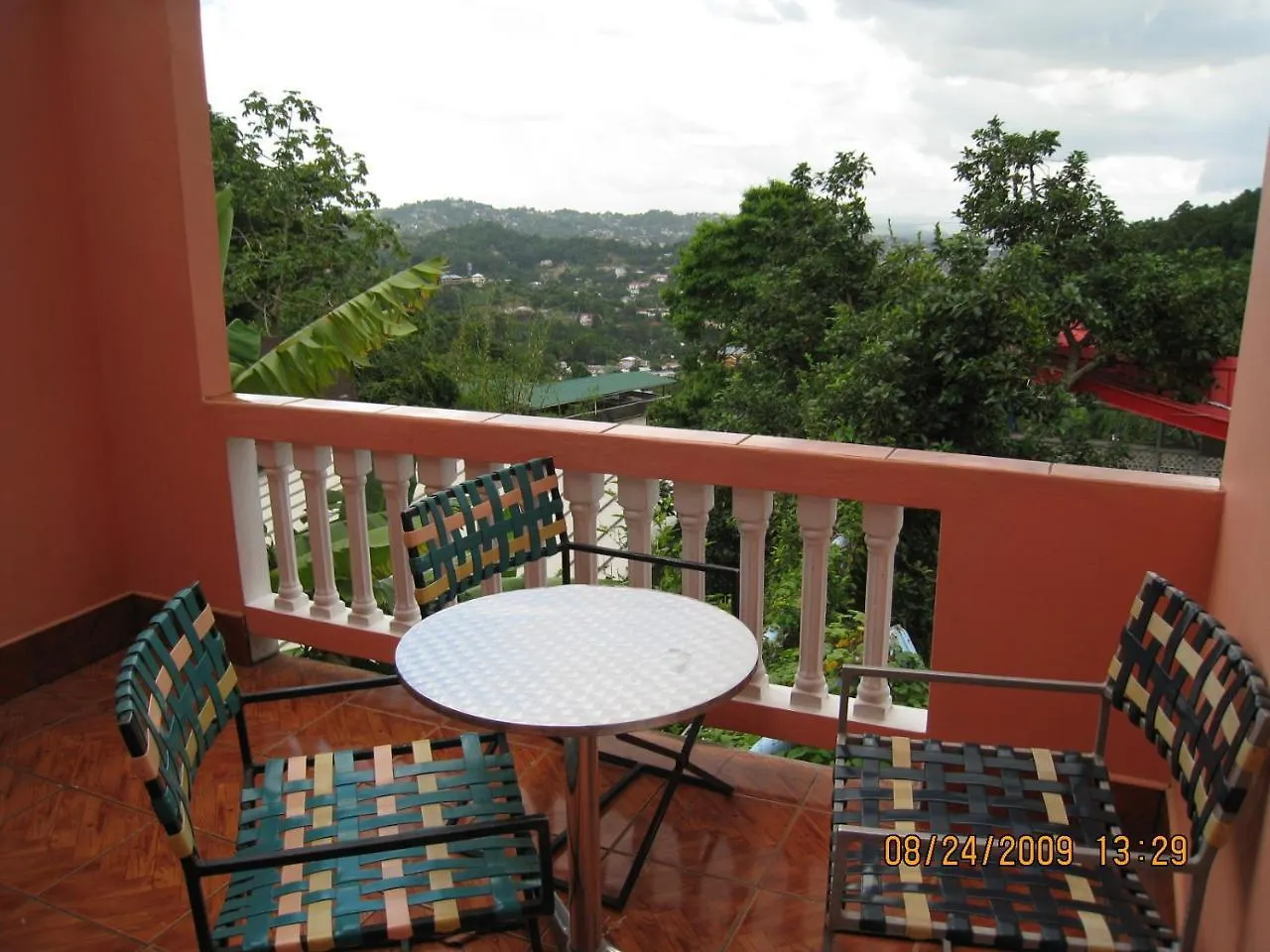 Alicia'S Palace Hotel Port of Spain