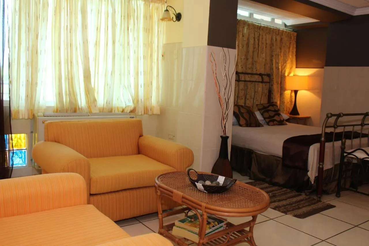 Alicia'S Palace Hotel Port of Spain Trinidad And Tobago