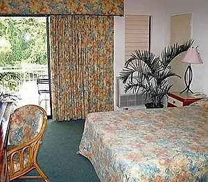 Cascadia Hotel