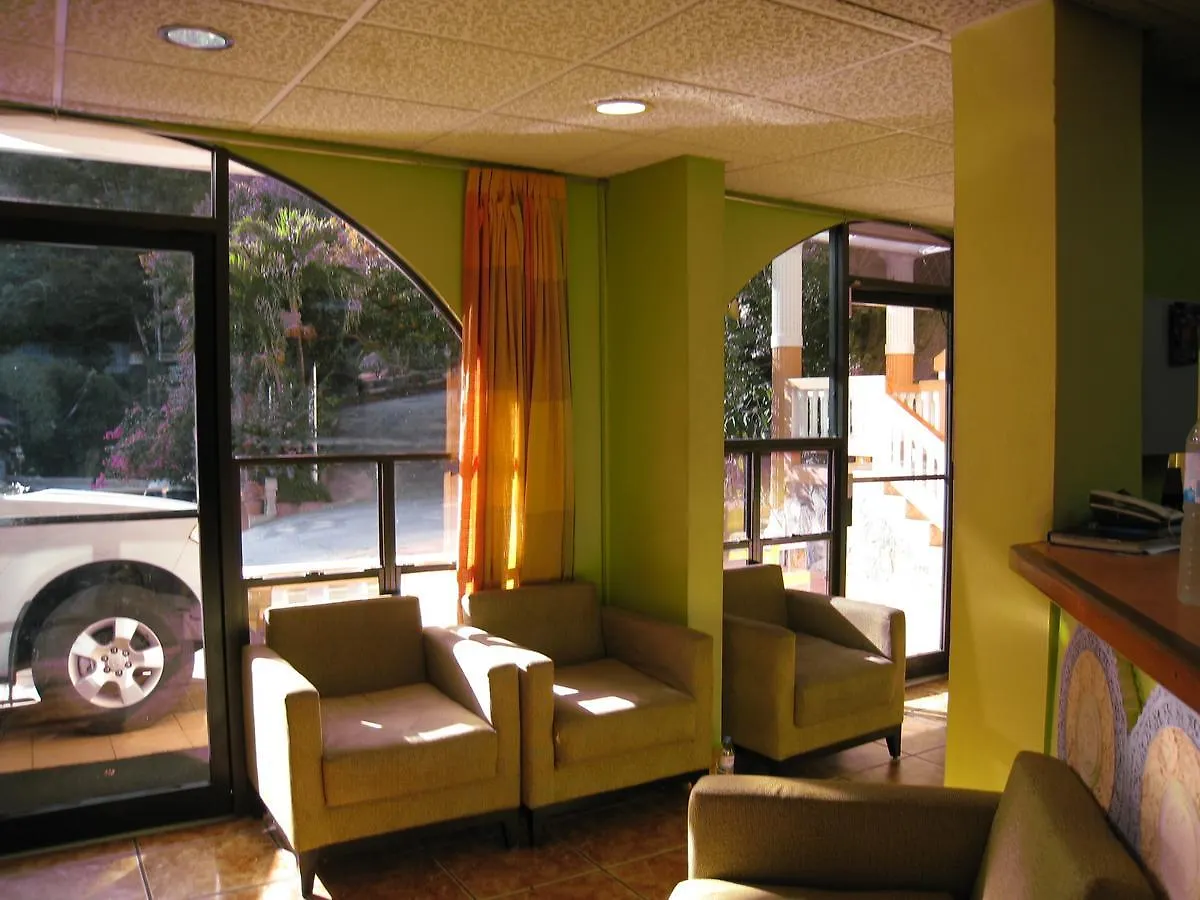 Alicia'S Palace Hotel Port of Spain 0*,